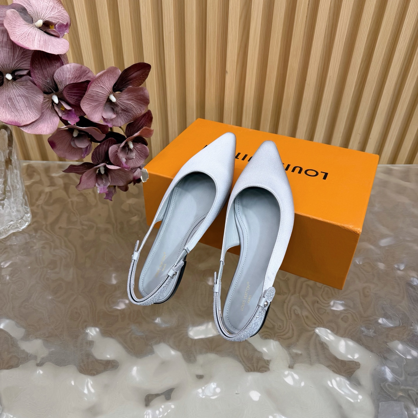 Women's high heels